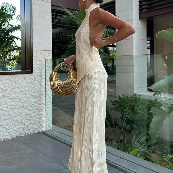 Asymmetric Halter Crop Top With Wide Leg Pants Set - Picture 2 of 3